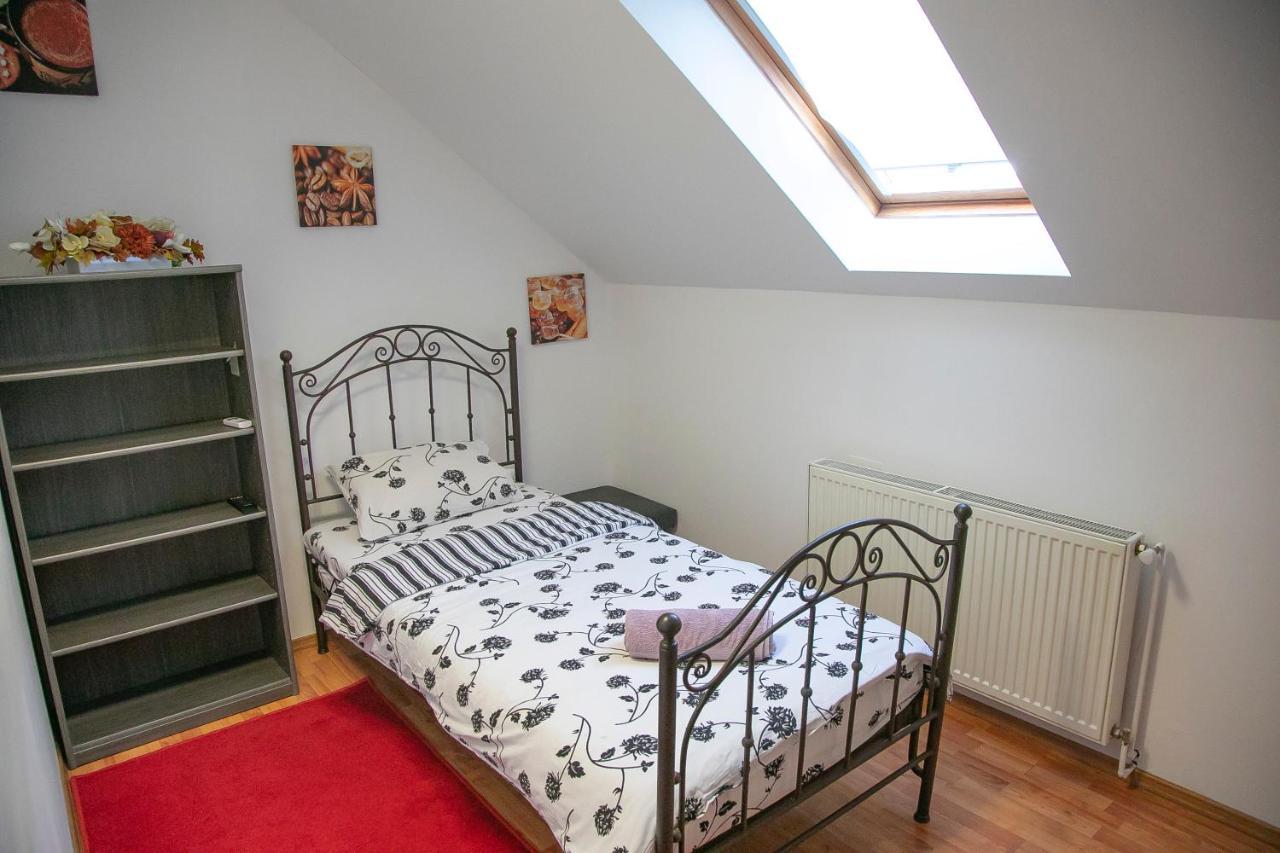 Appartamento Xxl-House Târgu-Mureş Esterno foto