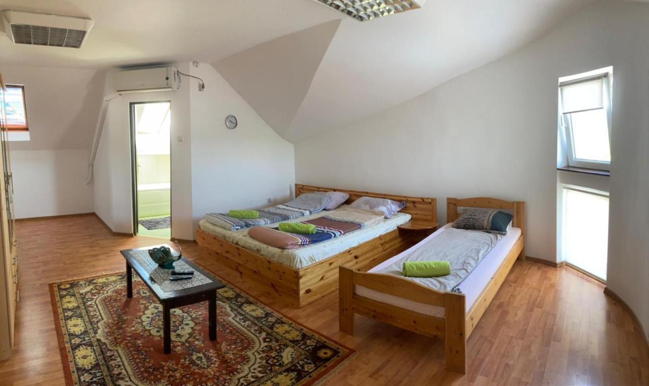 Appartamento Xxl-House Târgu-Mureş Esterno foto